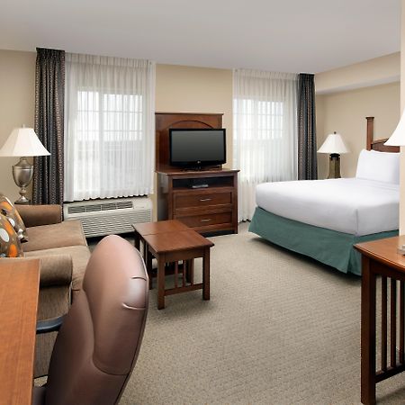 Staybridge Suites North Brunswick, An Ihg Hotel Dış mekan fotoğraf